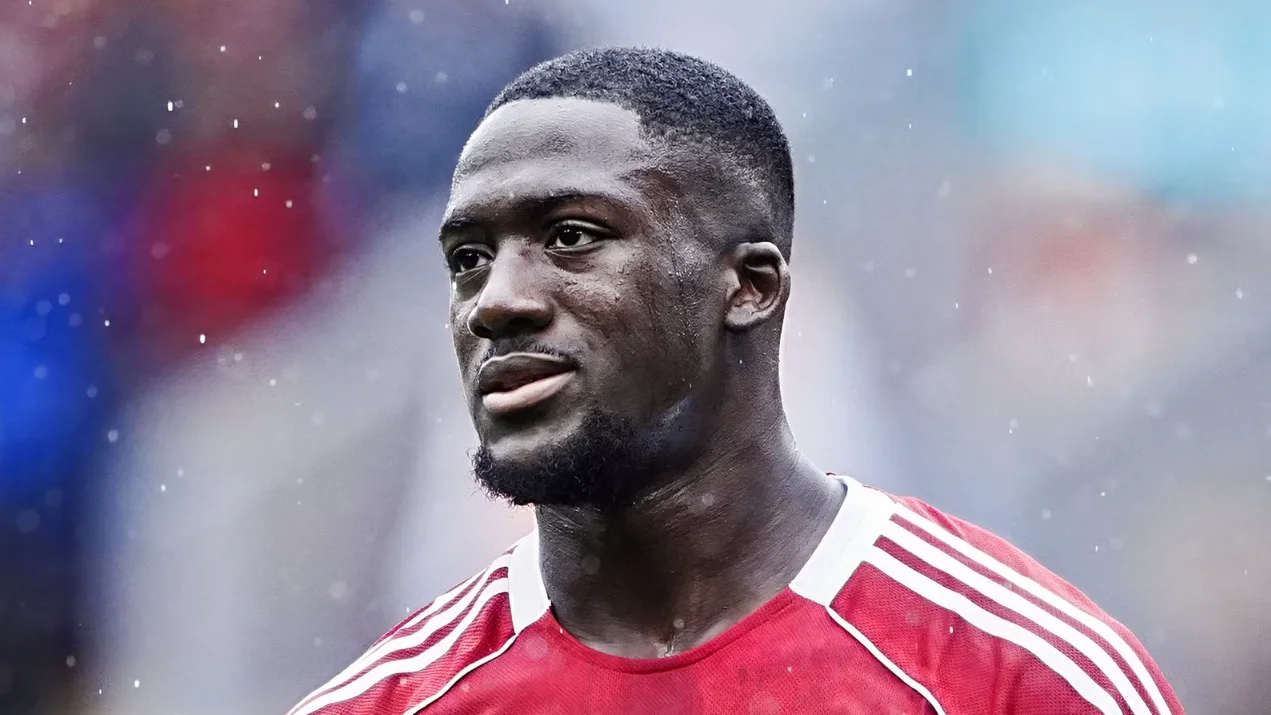 Liverpool mulai siapkan rencana darurat jika Konate hengkang musim panas ini