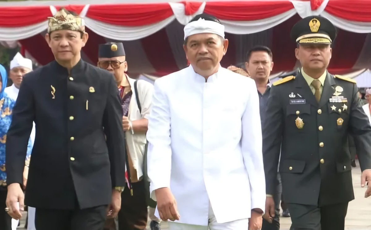 Kebijakan Dedi Mulyadi dalam menetapkan 18 Mei sebagai Hari Tatar Sunda mendapat perhatian dari sejumlah akademisi.