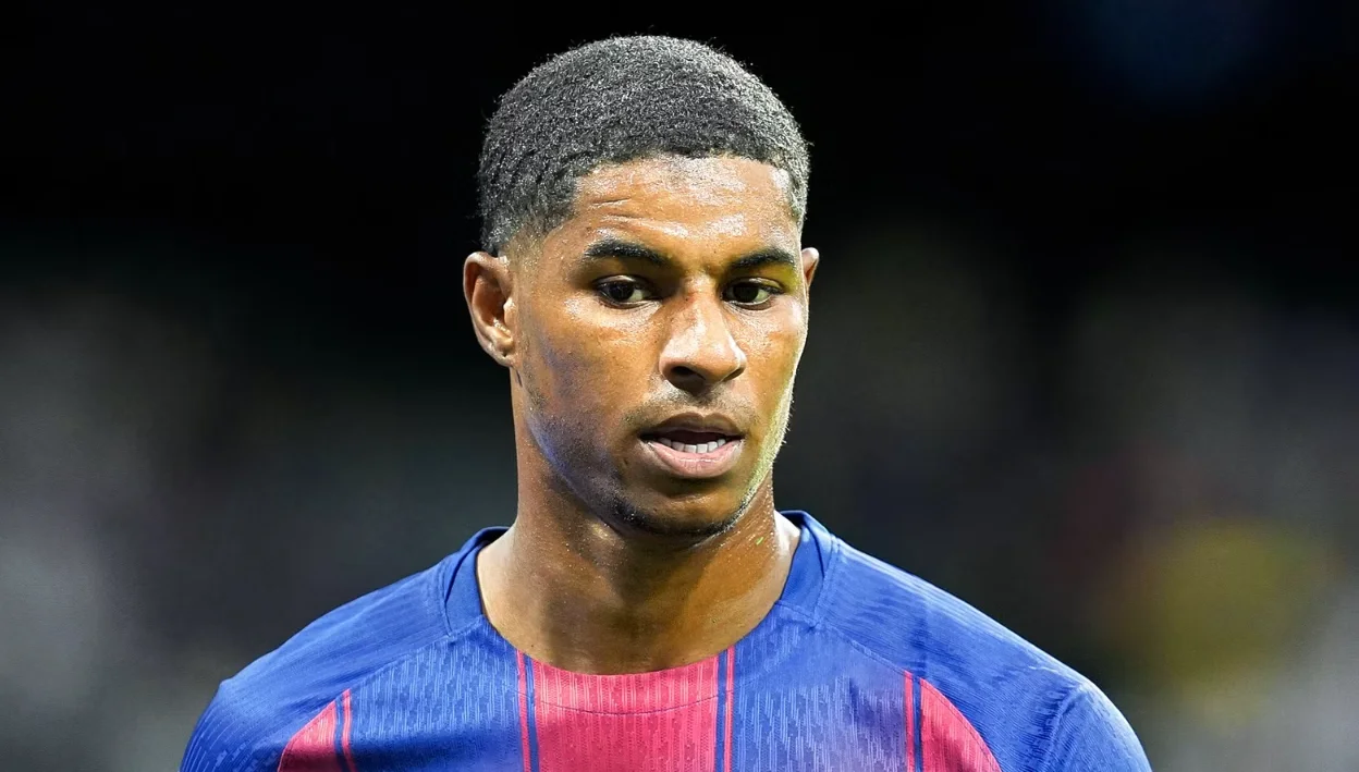 Gol indah Rashford di El Clasico bikin media Spanyol mulai berdebat soal masa depannya 👀